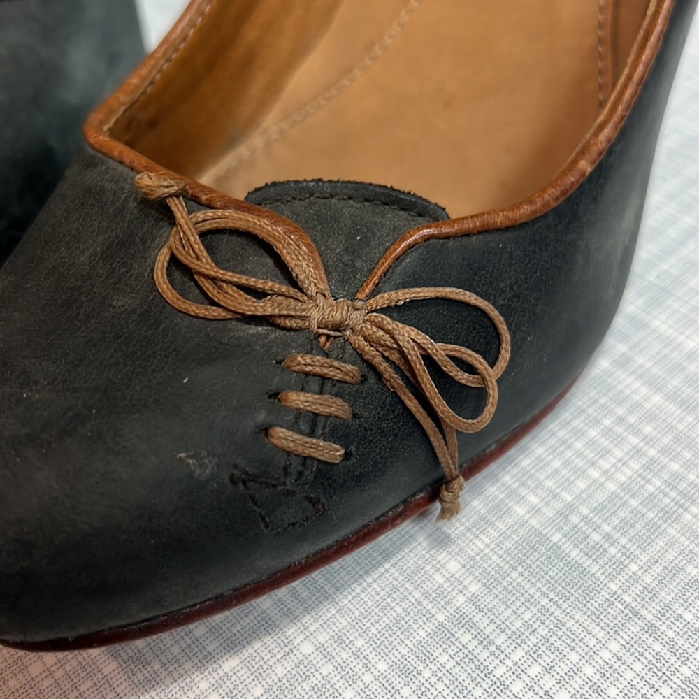 Vintage Leather J shoes - Picture 8 of 8